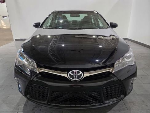 Used 2017 Toyota Camry SE image 8