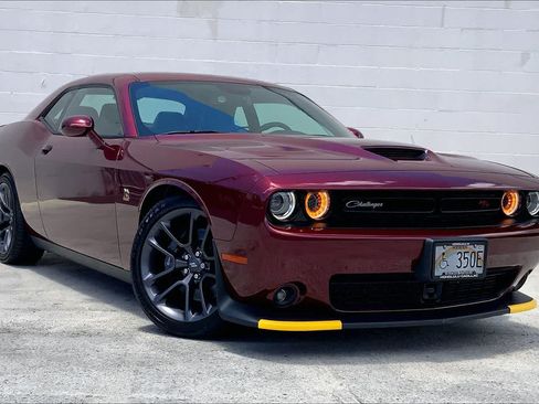 Used 2023 Dodge Challenger R/T Scat Pack w/ Plus Package RWD image 20