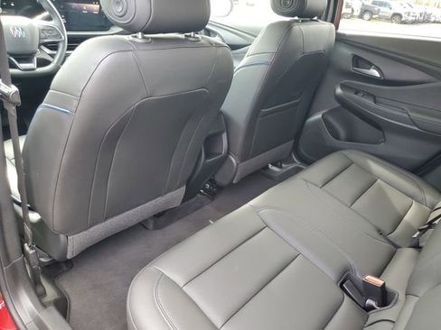 Used 2024 Buick Envista Sport Touring w/ Convenience I Package FWD image 22