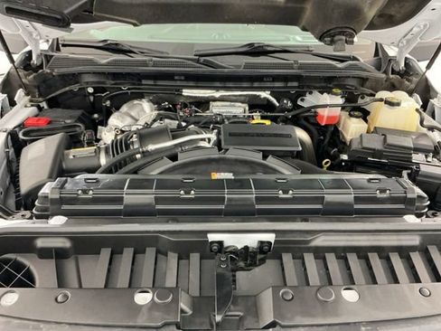 Used 2022 GMC Sierra 3500 Denali AWD/4WD image 34