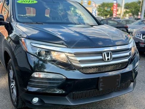 Used 2018 Honda Pilot EX image 3