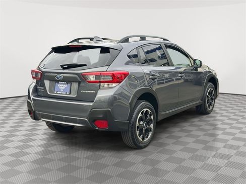 Used 2023 Subaru Crosstrek 2.0i Premium image 7