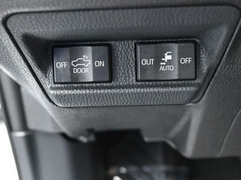 Used 2026 Toyota Tacoma Limited AWD/4WD image 17