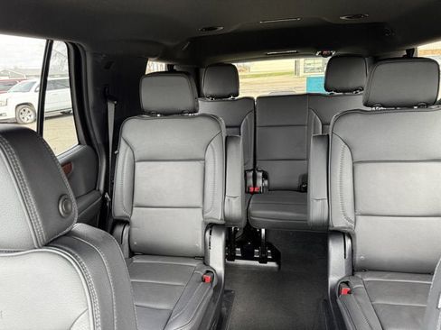 Used 2025 GMC Yukon Denali AWD/4WD image 27