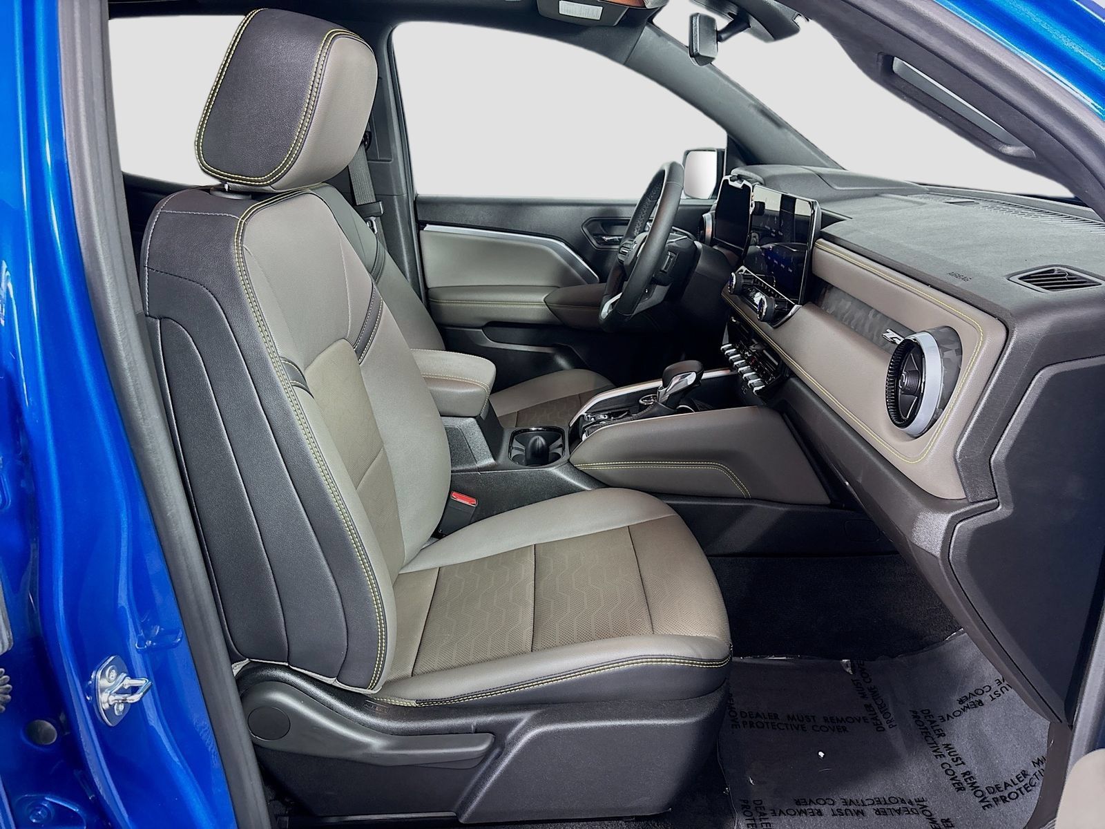 Used 2024 Chevrolet Colorado ZR2 w/ ZR2 Convenience Package III AWD/4WD image 29