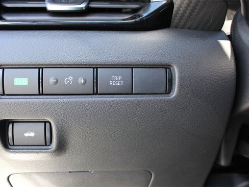 New 2025 Nissan Sentra SV image 14