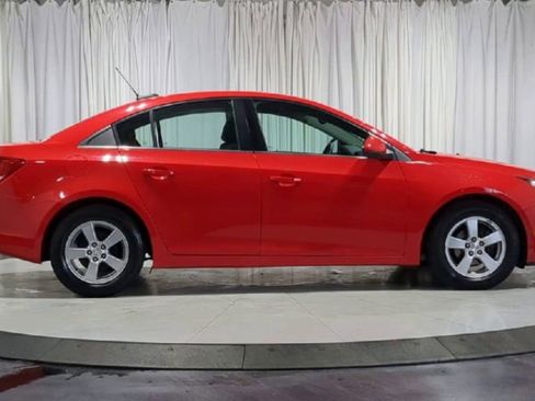 Used 2016 Chevrolet Cruze LT FWD image 11