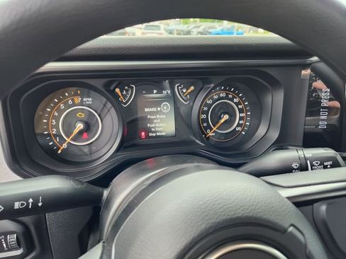 New 2026 Jeep Gladiator Sport AWD/4WD image 15