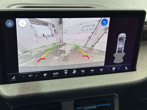 New 2025 Ford Maverick XLT w/ XLT Luxury Package image 39