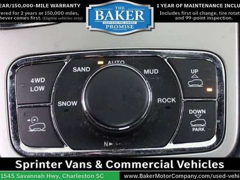 Used 2018 Jeep Grand Cherokee Trailhawk AWD/4WD image 35