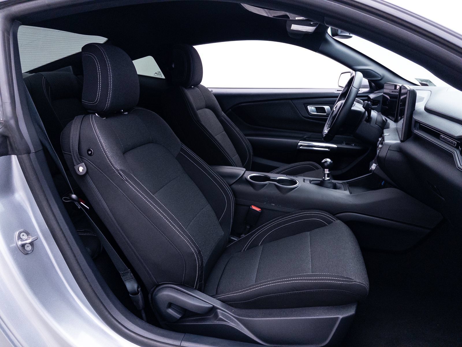 Used 2024 Ford Mustang GT RWD image 36