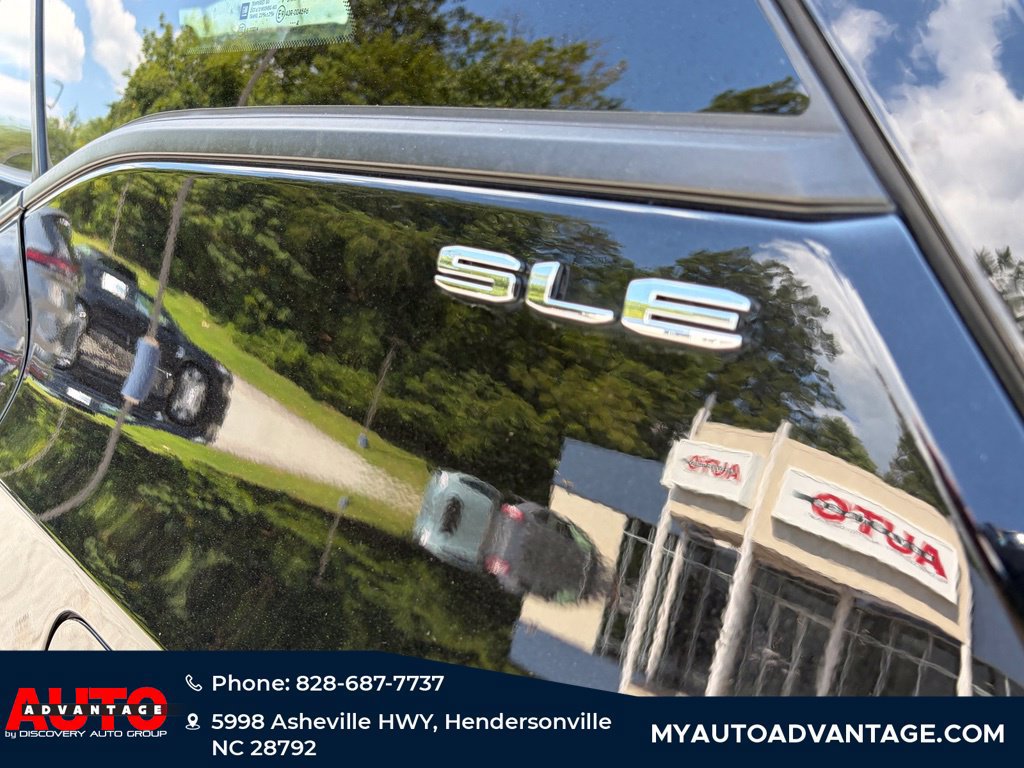 Used 2024 GMC Terrain SLE AWD/4WD image 29