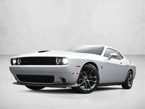 Used 2022 Dodge Challenger R/T Scat Pack w/ Driver Convenience Group RWD image 28