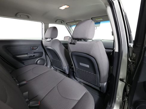 Used 2013 Kia Soul image 19