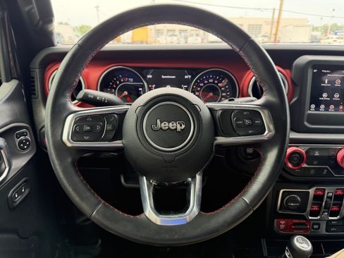 Used 2020 Jeep Wrangler Unlimited Rubicon w/ Steel Bumper Group AWD/4WD image 15