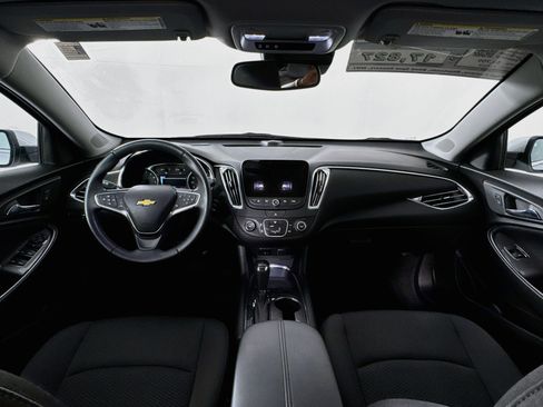 Used 2018 Chevrolet Malibu LT w/ Driver Confidence Package FWD image 23