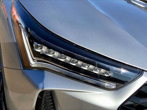 Used 2025 Acura RDX SH-AWD w/ Technology Package image 13