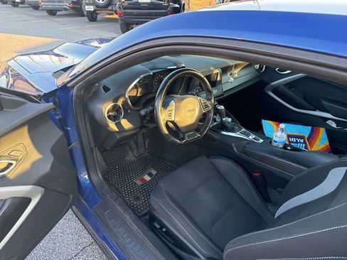 Used 2021 Chevrolet Camaro LT image 13