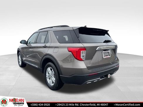 Used 2021 Ford Explorer XLT w/ Equipment Group 202A image 3