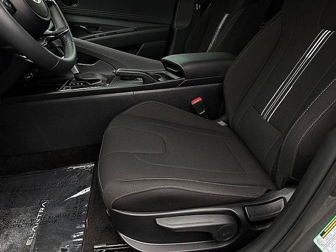 Certified 2026 Hyundai Elantra Sport w/ Cargo Package FWD image 10