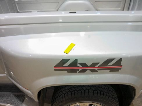 Used 1996 GMC Sierra 3500 4x4 Extended Cab image 38