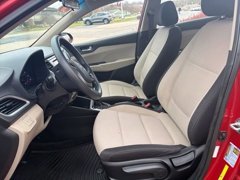 Used 2020 Hyundai Accent SE image 9