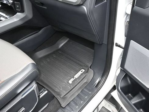 Used 2024 Ford F150 Lariat w/ Equipment Group 502A High AWD/4WD image 50