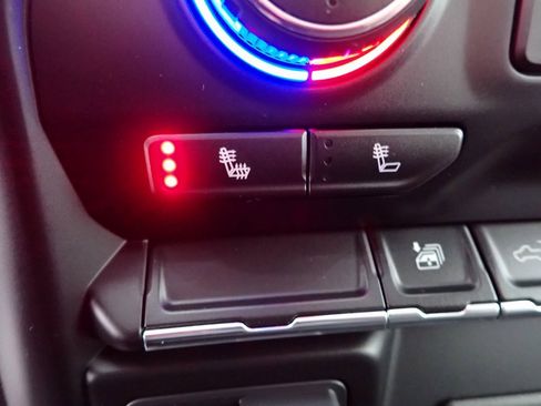 Used 2021 Chevrolet Silverado 2500 LTZ image 3