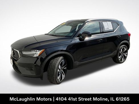 Certified 2023 Volvo XC40 B5 Plus w/ Driver Assist Package AWD/4WD image 1