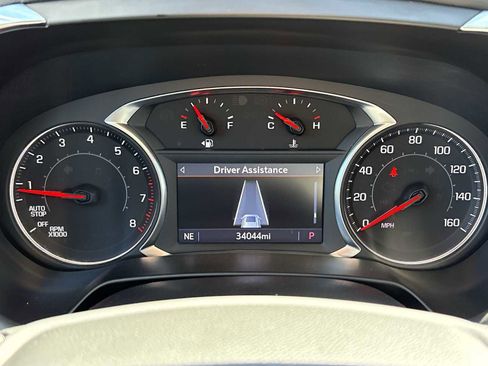 Used 2025 Chevrolet Blazer LT FWD image 12