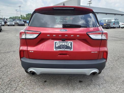 Used 2021 Ford Escape SE w/ Cold Weather Package AWD/4WD image 8