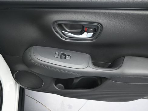 Used 2024 Honda HR-V LX image 18