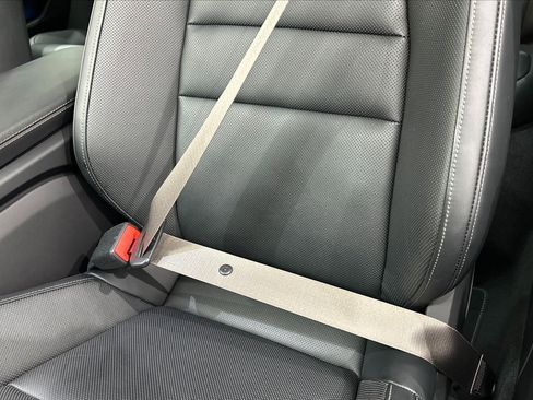 Certified 2025 Porsche Taycan Turbo image 32