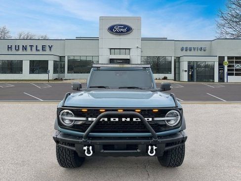 Used 2023 Ford Bronco Wildtrak image 3