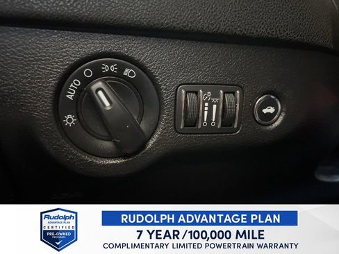 Used 2020 Dodge Charger SXT w/ Blacktop Package image 41