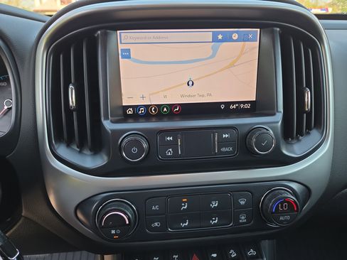 Used 2019 Chevrolet Colorado ZR2 w/ ZR2 Dusk Special Edition AWD/4WD image 25