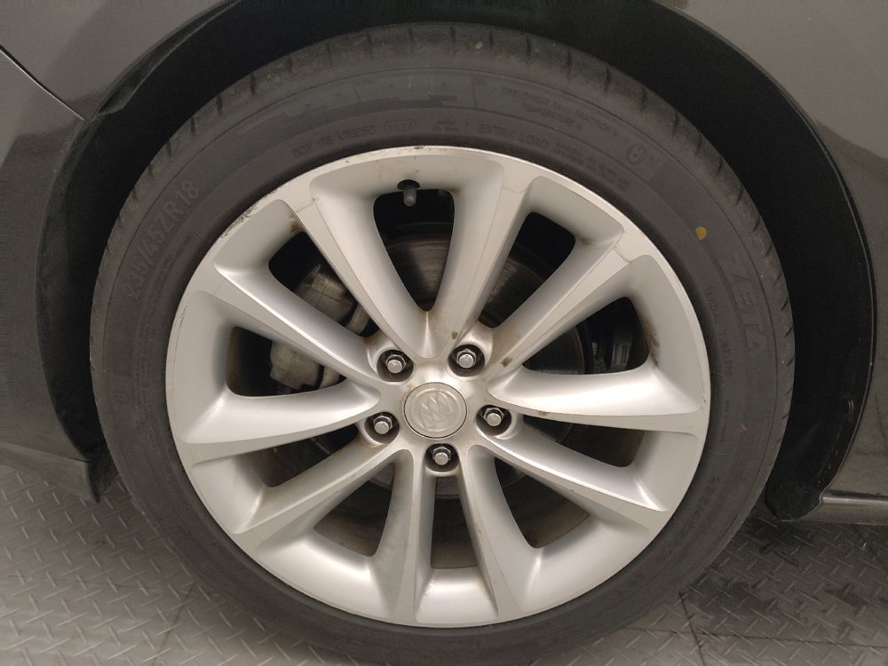 Used 2016 Buick Verano Leather w/ Driver Confidence Package FWD image 31