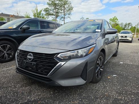 Used 2024 Nissan Sentra SV image 1