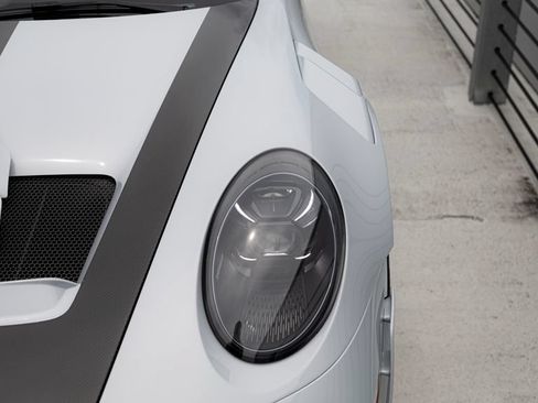 Certified 2025 Porsche 911 GT3 RS RWD image 12