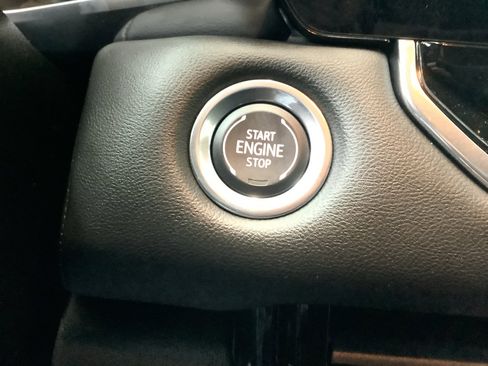 New 2026 GMC Canyon Elevation image 19