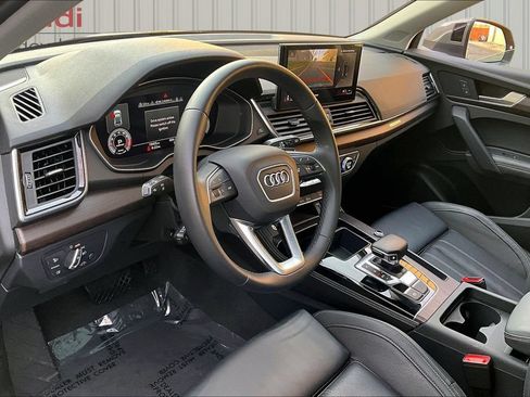 Used 2023 Audi Q5 2.0T Premium Plus w/ Premium Plus Package AWD/4WD image 17