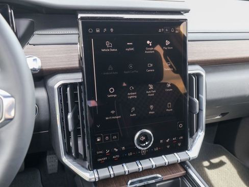 New 2026 GMC Acadia Denali AWD/4WD image 16