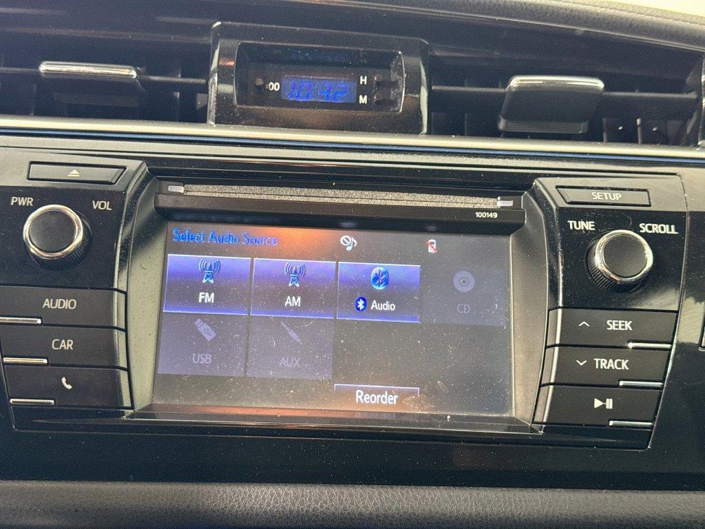 Used 2015 Toyota Corolla S FWD image 17