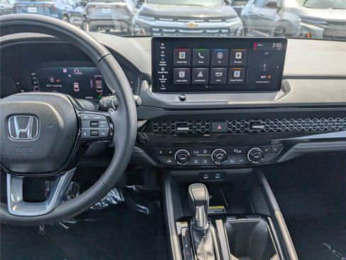 Used 2024 Honda Accord Touring image 17