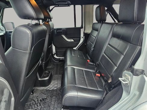 Used 2012 Jeep Wrangler Unlimited Sahara w/ Dual Top Group image 22