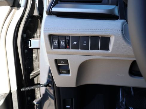 New 2026 Honda Odyssey EX-L image 22