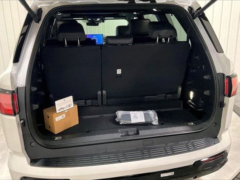 New 2026 Toyota Sequoia Platinum AWD/4WD image 38