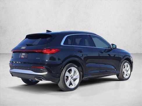 Used 2025 Audi Q5 Prestige AWD/4WD image 5