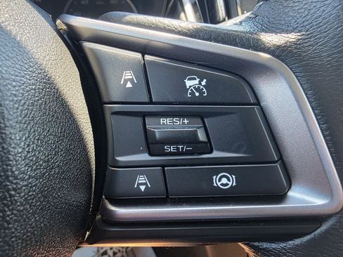 Used 2024 Subaru Outback Premium AWD/4WD image 18