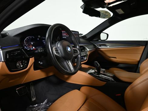 Certified 2022 BMW 540i xDrive w/ M Sport Package image 15